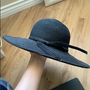 Black Wide Rim Hat with UV protection